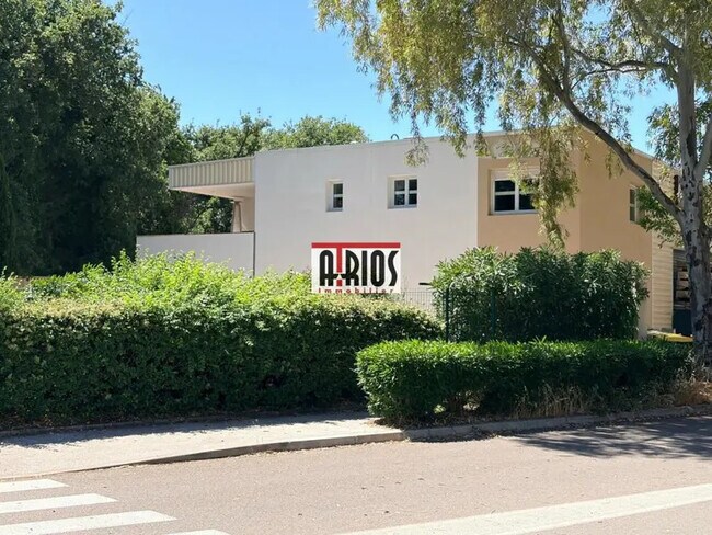 Plus de détails pour Bureau à vendre