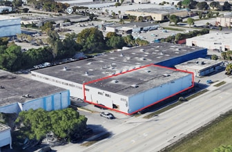 4400 NW 135th St, Opa Locka, FL à louer Photo de l’immeuble– Image 1 sur 7