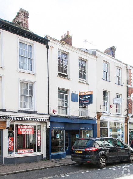 14 High St, Barnstaple à louer - Photo de l’immeuble – Image 2 sur 2