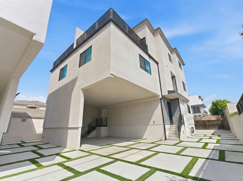 5075 Pickford St, Los Angeles, CA à vendre - Photo de l’immeuble – Image 2 sur 40