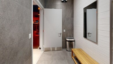 3097 Piedmont Rd NE, Atlanta, GA à louer Photo intérieure– Image 2 sur 12