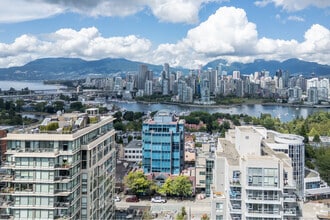 1055 W Broadway, Vancouver, BC - Vue aérienne vue de carte