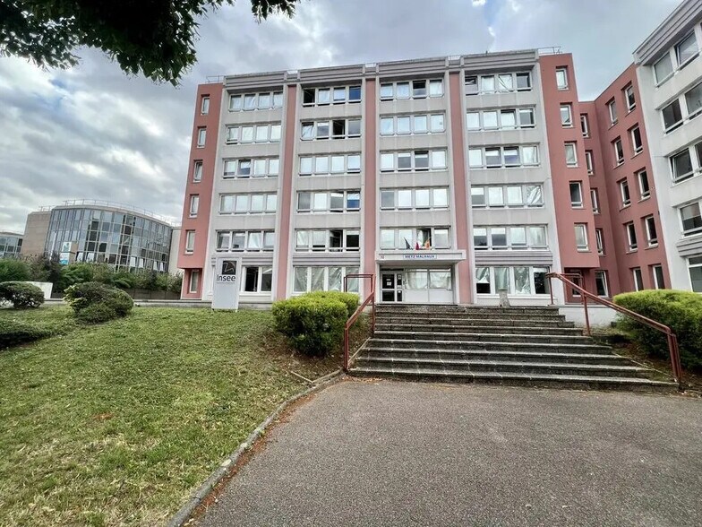 Bureau dans Metz à louer - Photo de l’immeuble – Image 3 sur 18