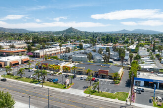 1815 E Valley Pky, Escondido, CA - VUE AÉRIENNE  vue de carte - Image1