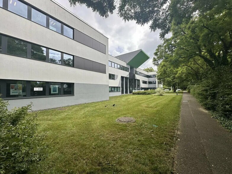 Bureau dans Strasbourg à louer - Photo de l’immeuble – Image 3 sur 12