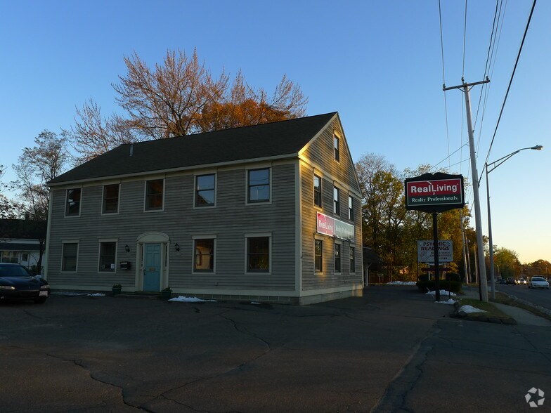 1847 Memorial Dr, Chicopee, MA à vendre - Photo principale – Image 1 sur 3