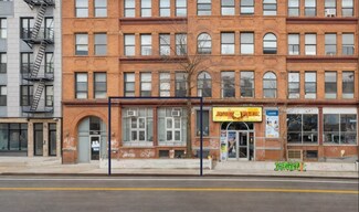 Plus de détails pour 750 Grand St, Brooklyn, NY - Local commercial à louer