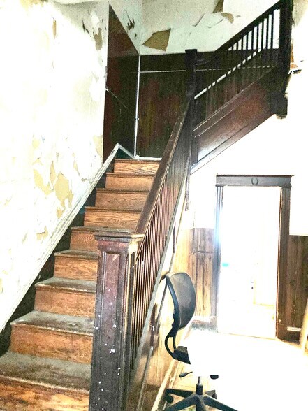 812 Upshur St NW, Washington, DC à vendre - Photo intérieure – Image 3 sur 9
