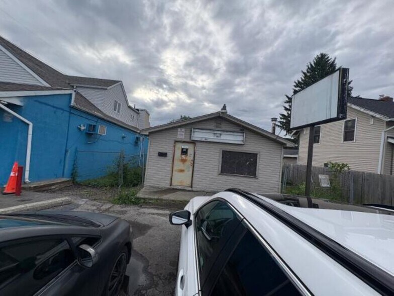 2194 Parkwood Ave, Columbus, OH à vendre - Photo de l’immeuble – Image 2 sur 5