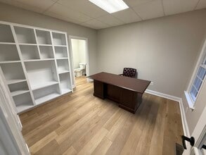 3229 Anderson Hwy, Powhatan, VA à louer Photo intérieure– Image 2 sur 7