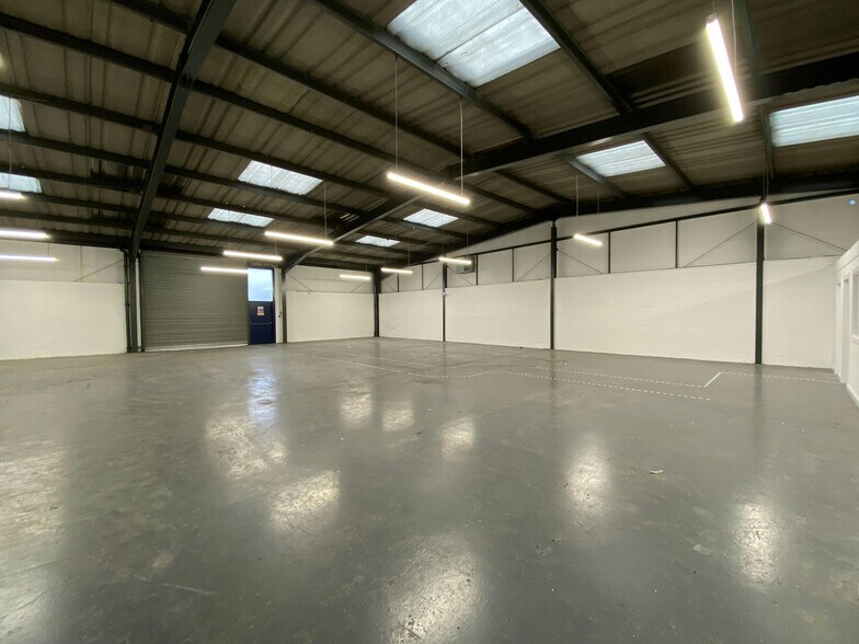 20 Tollpark Rd, Cumbernauld à louer - Photo de l’immeuble – Image 2 sur 10