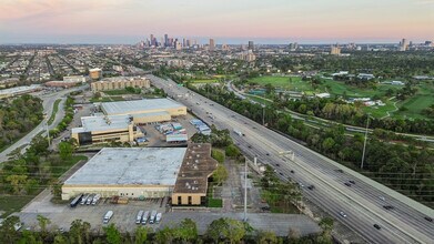 6869 Old Katy Rd, Houston, TX - Vue aérienne  vue de carte - Image1