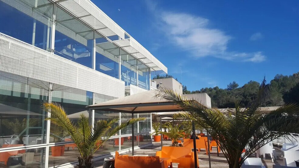 Bureau dans Biot à louer - Photo de l’immeuble – Image 3 sur 32