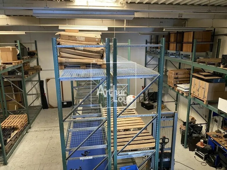 Bureau dans Moissy-Cramayel à louer - Photo intérieure – Image 3 sur 5