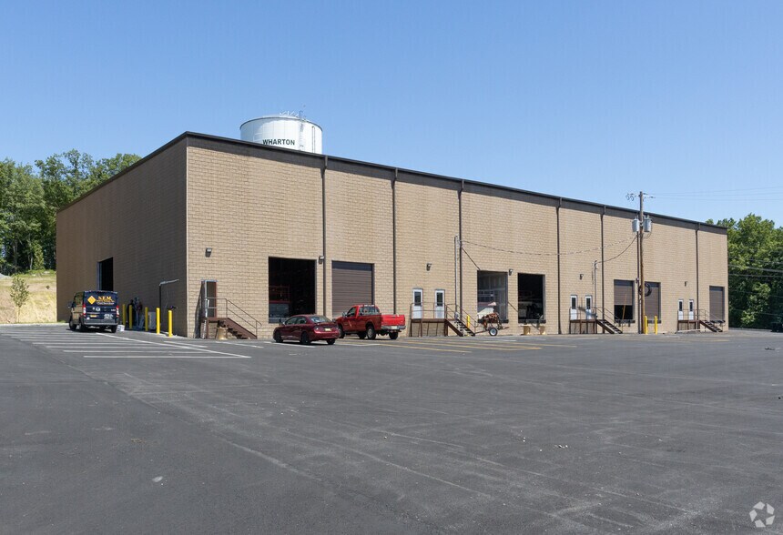 105 W Dewey Ave, Wharton, NJ à louer - Photo de l’immeuble – Image 1 sur 22