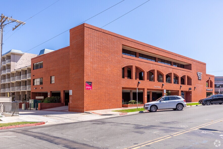 800 Silverado St, La Jolla, CA à louer - Photo de l’immeuble – Image 2 sur 14