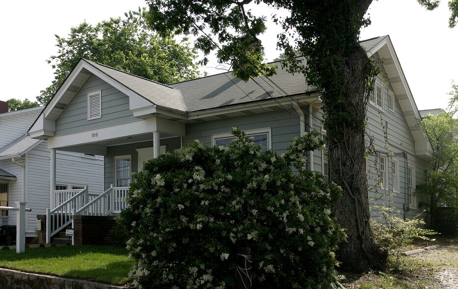 916 W Morgan St, Raleigh, NC à louer - Photo de l’immeuble – Image 2 sur 21