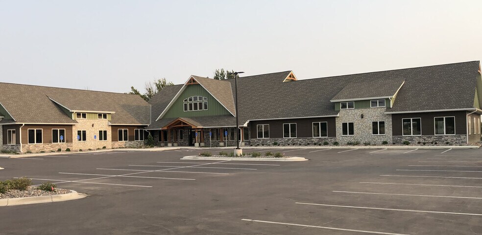10729 Town Square Dr NE, Blaine, MN à louer - Photo principale – Image 1 sur 9