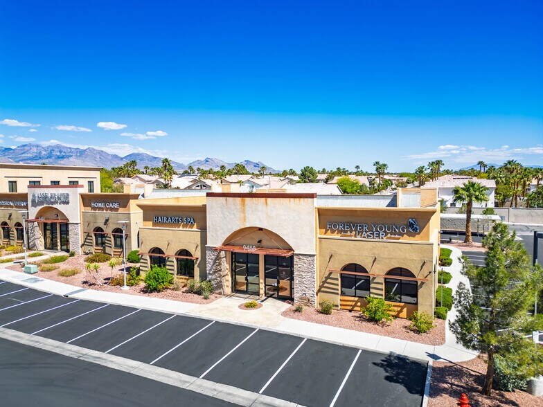 9488 W Flamingo Rd, Las Vegas, NV à louer - Photo de l’immeuble – Image 3 sur 5
