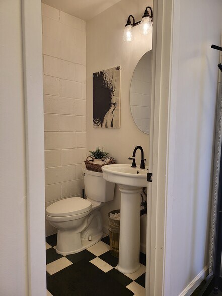 7451 Monterey St, Gilroy, CA à vendre - Photo de l’immeuble – Image 2 sur 50