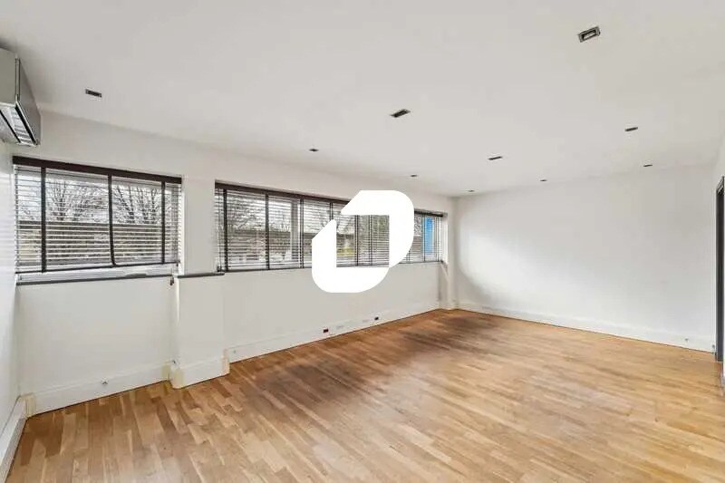 Bureau dans SAINT-OUEN-L'AUMONE à louer - Photo intérieure – Image 3 sur 18