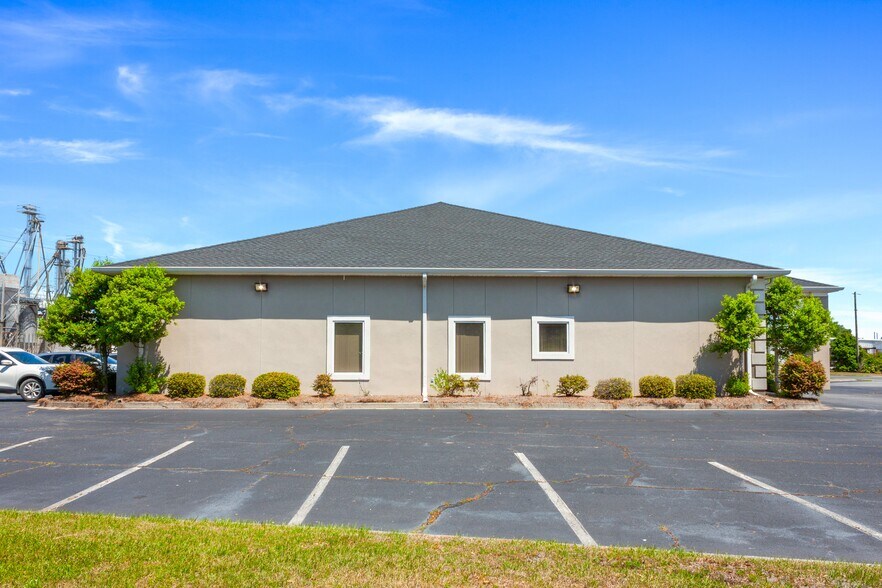 415 S Dixon St, Alma, GA à vendre - Photo de l’immeuble – Image 3 sur 11