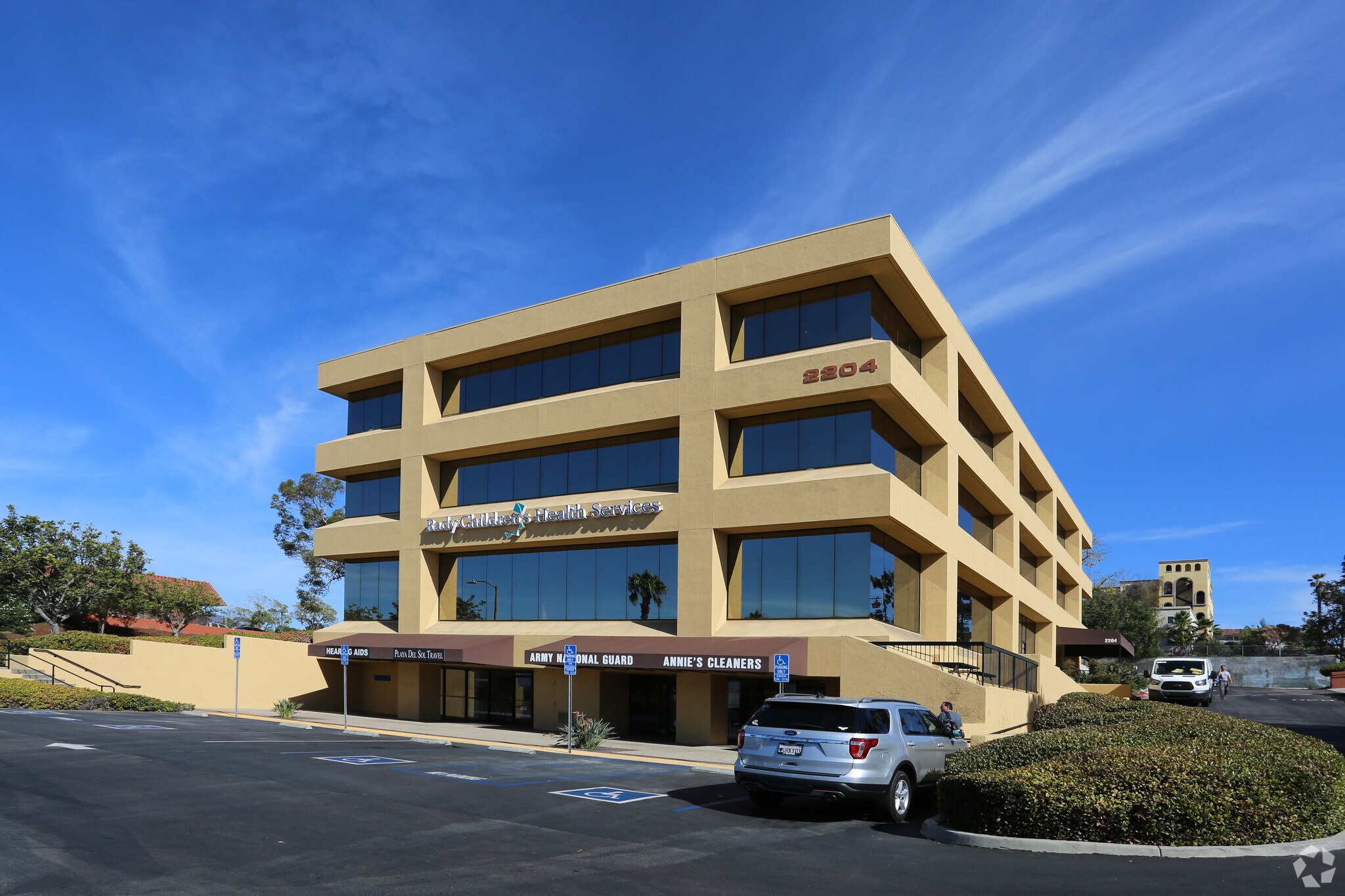 2204 El Camino Real, Oceanside, CA 92054, Oceanside, CA à louer Photo de l’immeuble– Image 1 sur 6