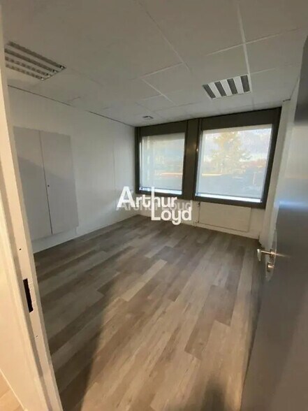 Bureau dans Reims à louer - Photo intérieure – Image 2 sur 7