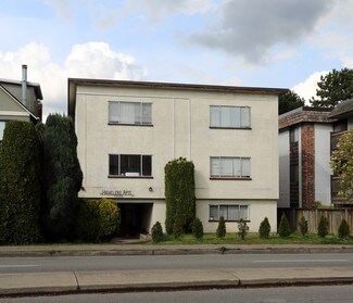 Plus de détails pour 1035 W 12th Ave, Vancouver, BC - Logement à vendre