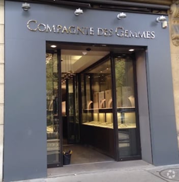 3 Place Des Ternes, Paris à louer Photo principale– Image 1 sur 2