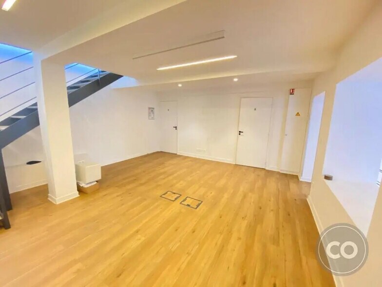 Bureau dans Boulogne-Billancourt à vendre - Photo de l’immeuble – Image 3 sur 8