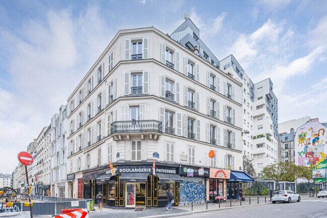 Plus de détails pour Local commercial à louer