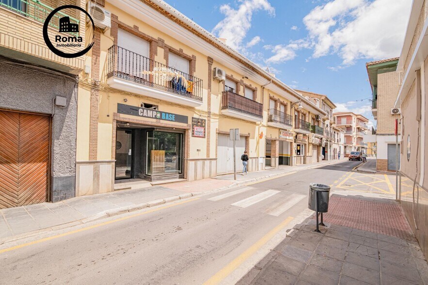 Calle Calderón, 68, Santa Fe, Granada à vendre - Photo de l’immeuble – Image 2 sur 22
