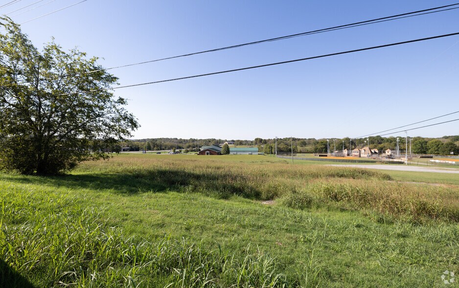 900 South Ellington Parkway, Lewisburg, TN à vendre - Photo principale – Image 1 sur 8