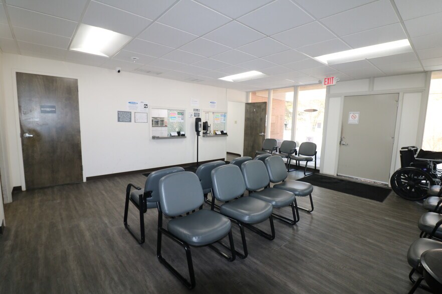 5433 State Route 113, Bellevue, OH à vendre - Photo de l’immeuble – Image 3 sur 29