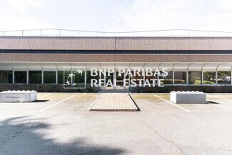 Plus de détails pour Bureau, Local d'activités à louer