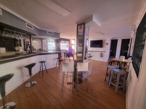 Local commercial dans Alcalá de Henares, Madrid à louer Photo intérieure– Image 2 sur 27