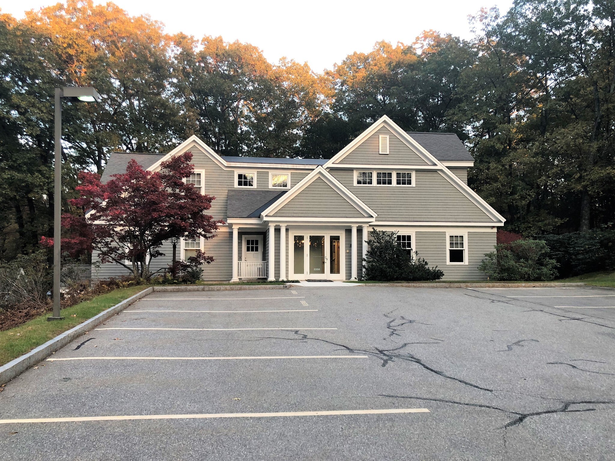2250 Main St, Concord, MA à louer Photo de l’immeuble– Image 1 sur 5
