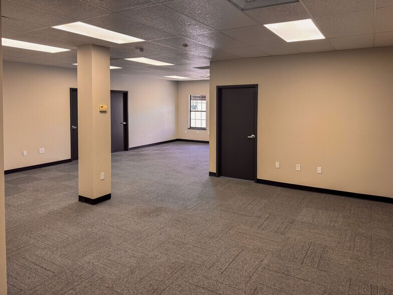 7108 Airport Rd, El Paso, TX à vendre - Photo intérieure – Image 2 sur 19