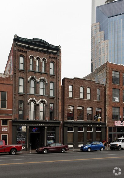 408 Broadway, Nashville, TN à vendre - Photo principale – Image 1 sur 4