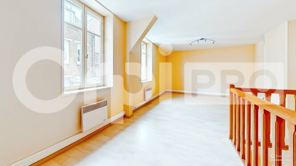 Local d'activités dans Arras à vendre - Photo de l’immeuble – Image 3 sur 15