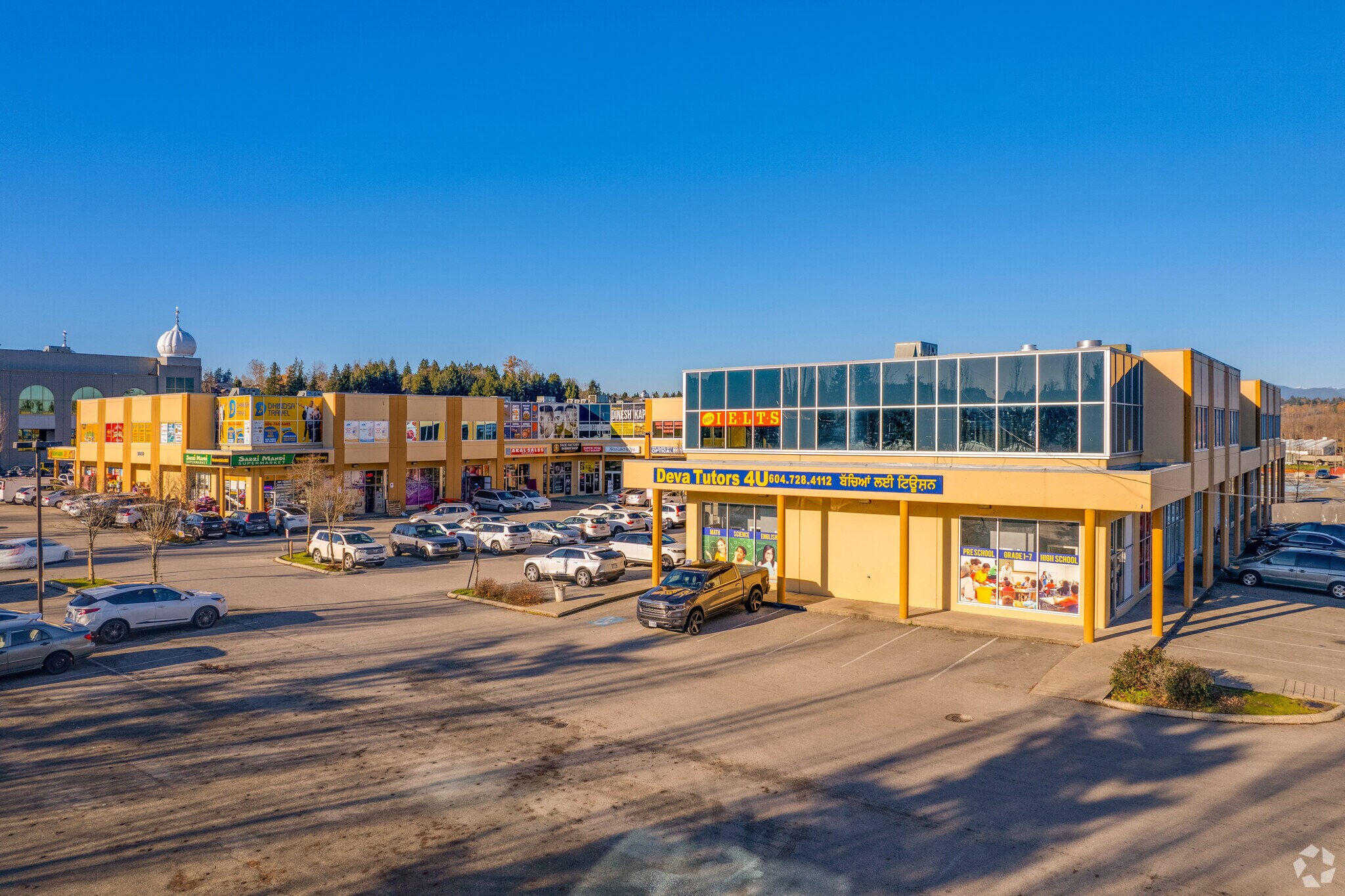 15299 68 Ave, Surrey, BC à vendre Photo principale– Image 1 sur 7