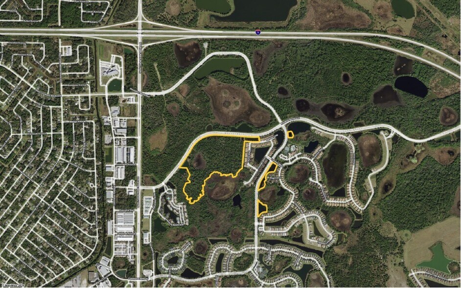 2010 Plantation, North Port, FL à vendre - Photo de l’immeuble – Image 1 sur 1