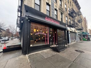 313 Knickerbocker Ave, Brooklyn, NY à louer Photo intérieure– Image 1 sur 9