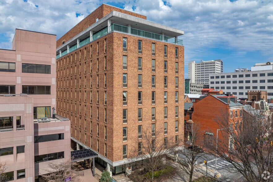 100 Pine St, Harrisburg, PA à vendre - Photo de l’immeuble – Image 2 sur 8