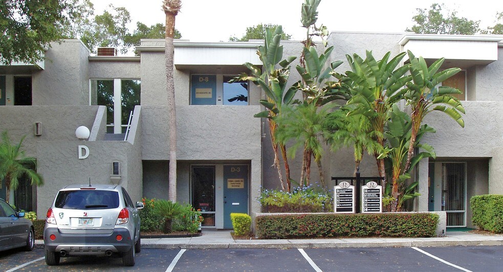 331 N Maitland Ave, Maitland, FL à louer - Photo de l’immeuble – Image 2 sur 16