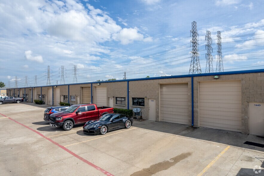 15255 Gulf Fwy, Houston, TX à louer - Photo de l’immeuble – Image 3 sur 10