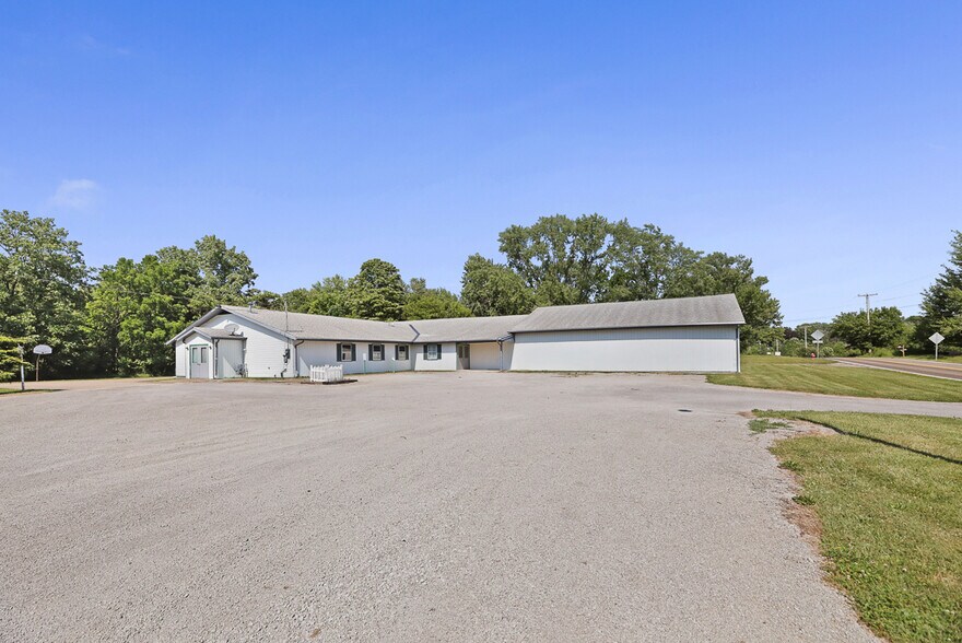 1887 W Beech St, Alliance, OH à vendre - Photo de l’immeuble – Image 1 sur 55