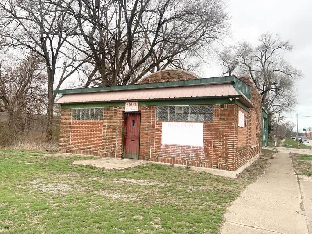 5600 W 5th Ave, Gary, IN à vendre Photo de l’immeuble– Image 1 sur 9