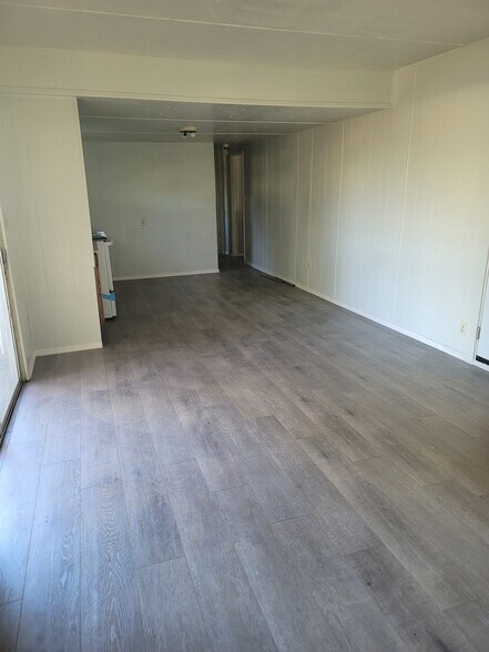 2595 W Hardy Rd, El Centro, CA à vendre - Photo de l’immeuble – Image 2 sur 9